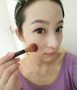 深圳化妆培训  远东化妆培训零基础教你学化妆